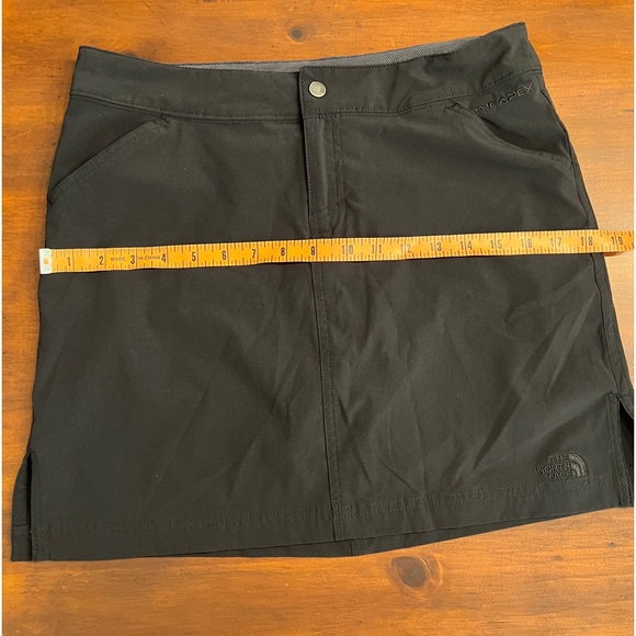 THE NORTH FACE Black Apex Skirt Skort - Picture 8 of 16